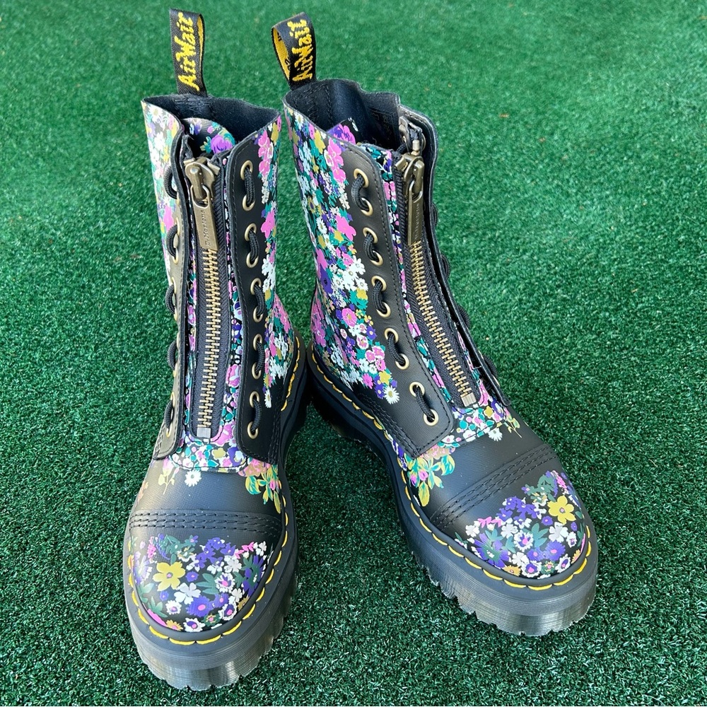 NWT Dr. Martens Sinclair Hi 10 Eye Quad Platform Boot Leather Floral Black 6 - Picture 13 of 14